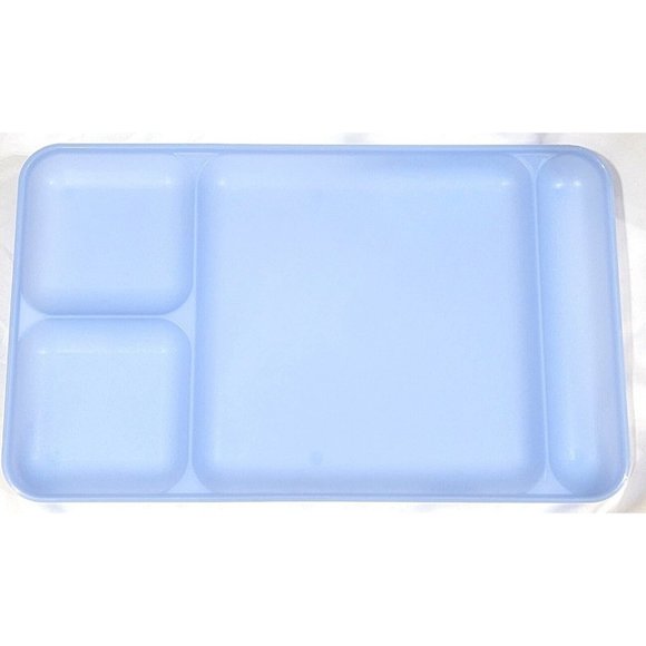 4 sheer TUPPERWARE DIVIDED DINING TRAYS stackable picnic lunch cafeteria camping - Picture 4 of 9
